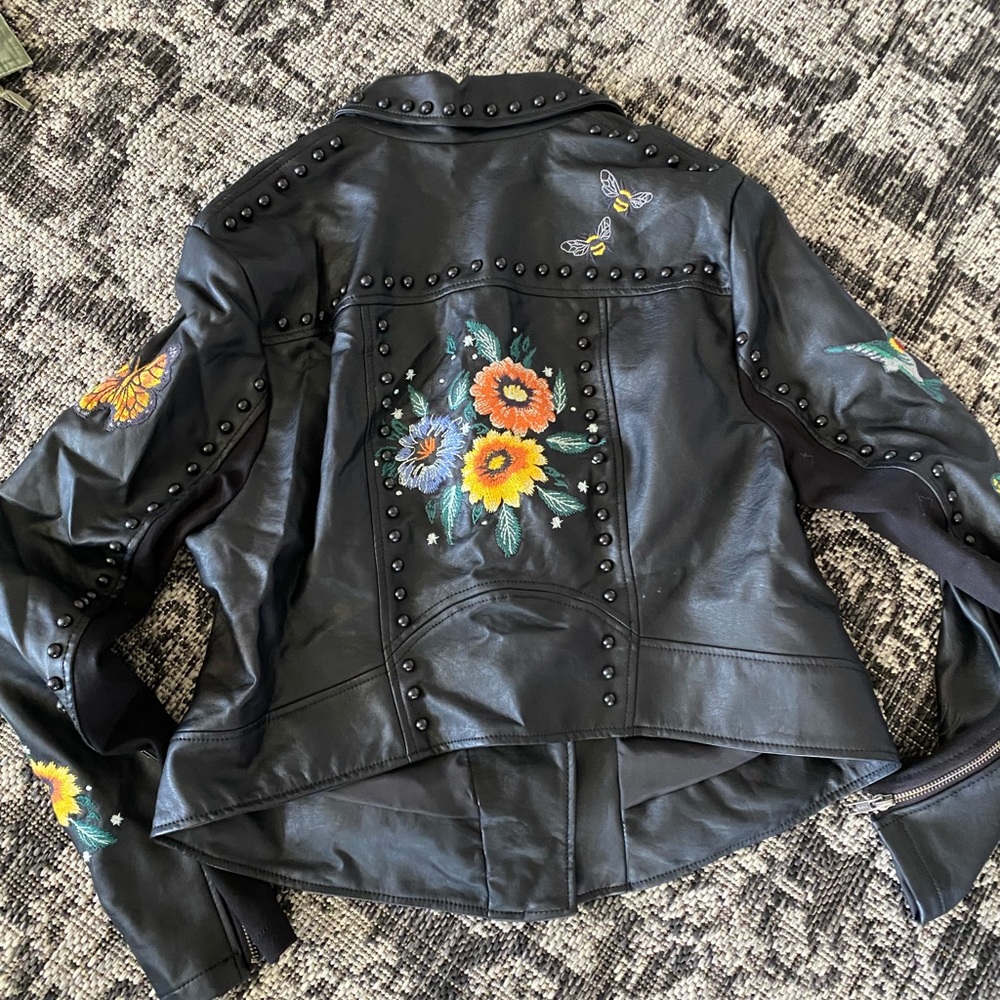 Jacket women’s size XL